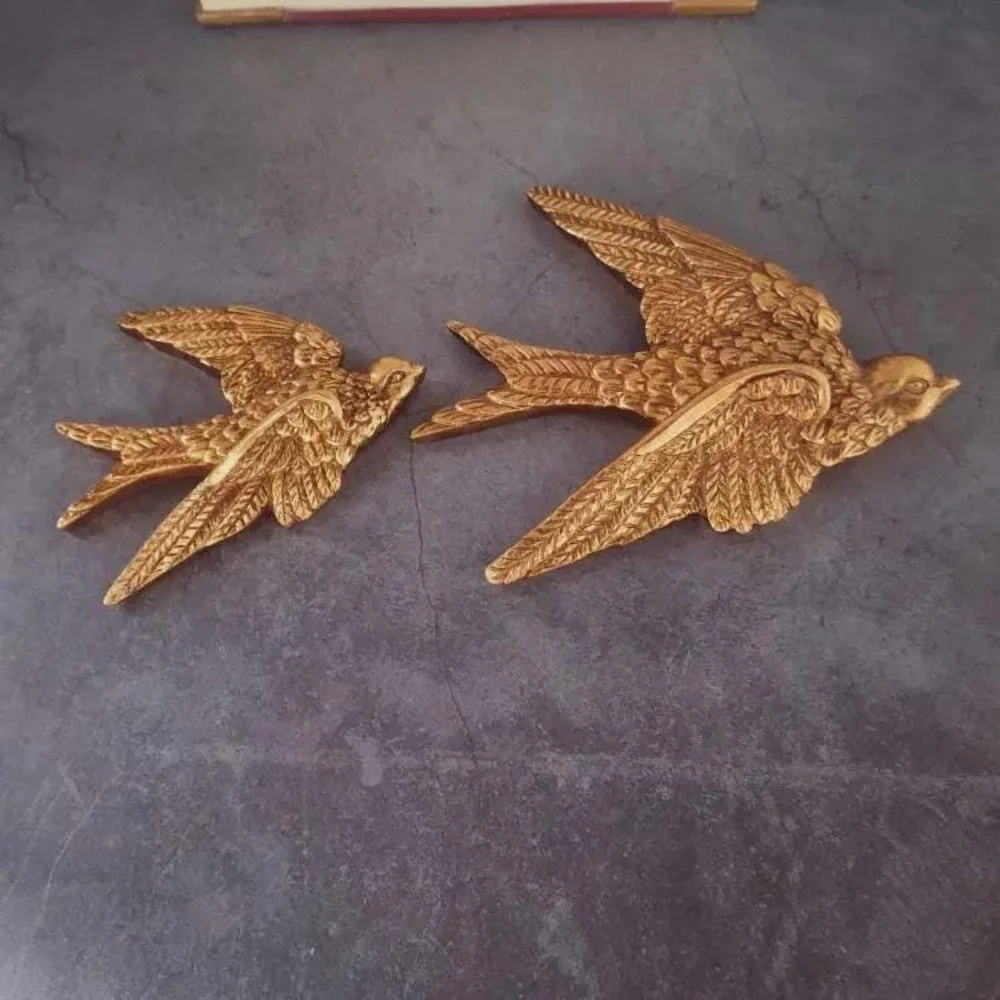 Gold Flying Swallow Wall Decor Vintage Style Bird Wall Art Set Pair